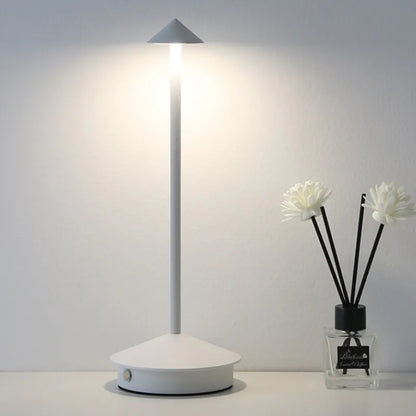 Glownerhome, lampara minimalista para mesa o cuarto estilo europeo
